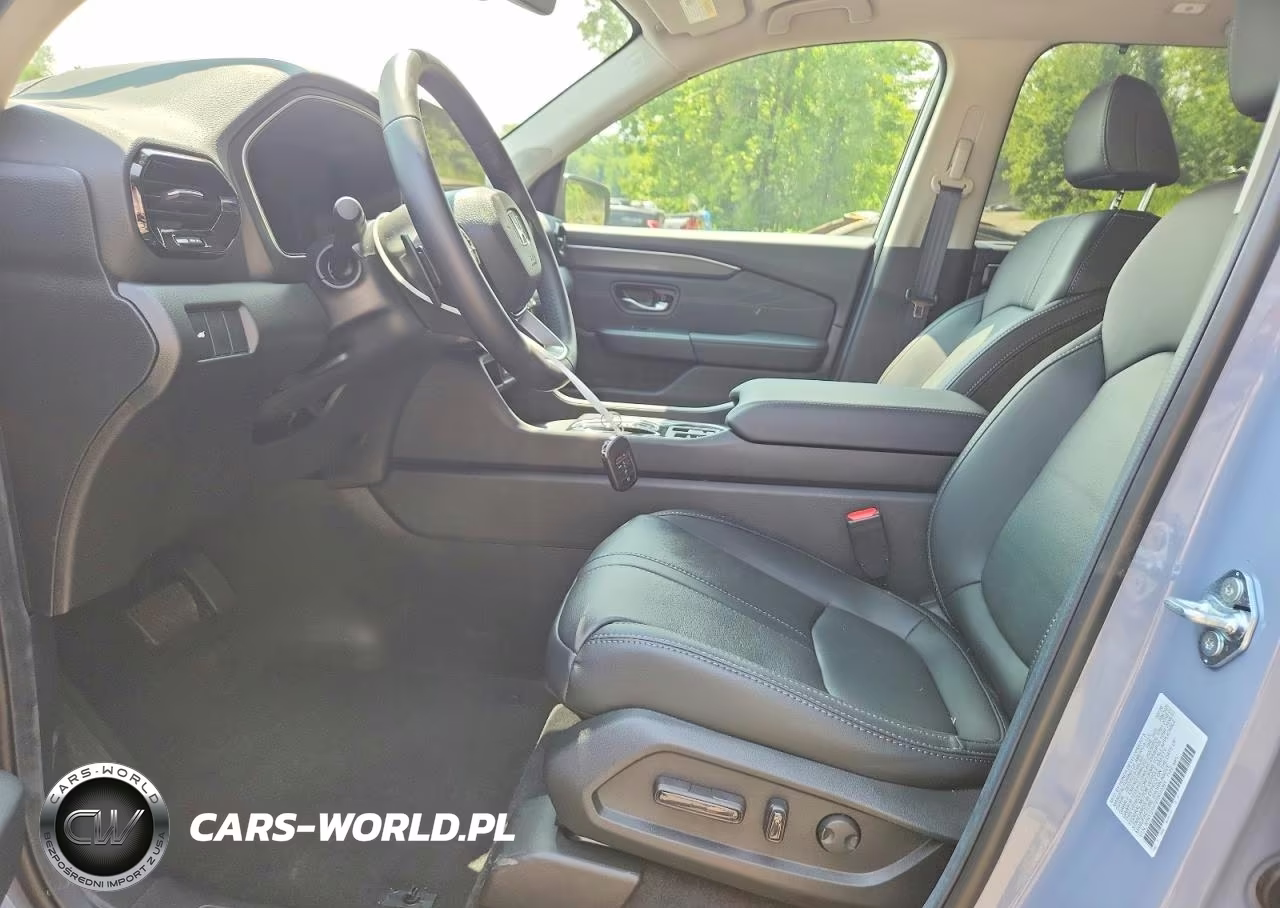 2026 Honda Pilot Touring VIN:5FNYG1H79TB010361 - 7