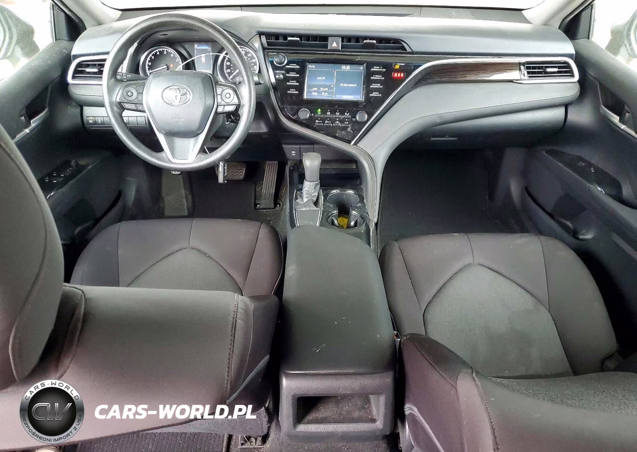 2018 Toyota Camry Le VIN:4T1B11HK4JU563558 - 8