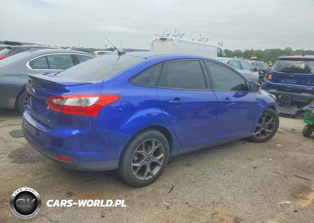 FORD FOCUS SE VIN:1FADP3F28DL321124 - 3