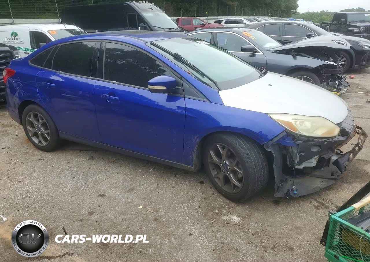 FORD FOCUS SE VIN:1FADP3F28DL321124 - 4