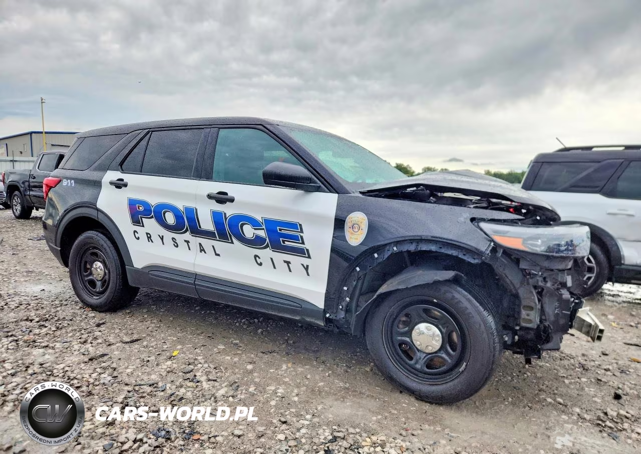 2023 Ford Explorer Police Interceptor VIN:1FM5K8AW0PNA10019 - 4
