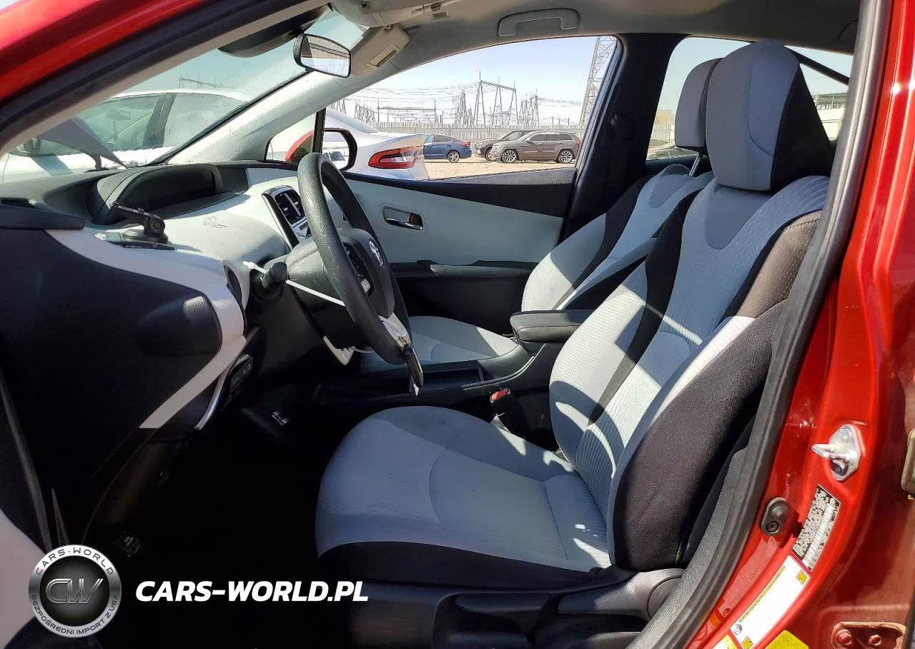 2017 Toyota Prius Two VIN:JTDKBRFU1H3568902 - 7