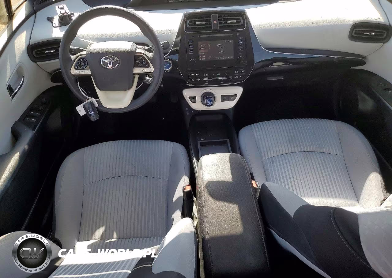 2017 Toyota Prius Two VIN:JTDKBRFU1H3568902 - 8