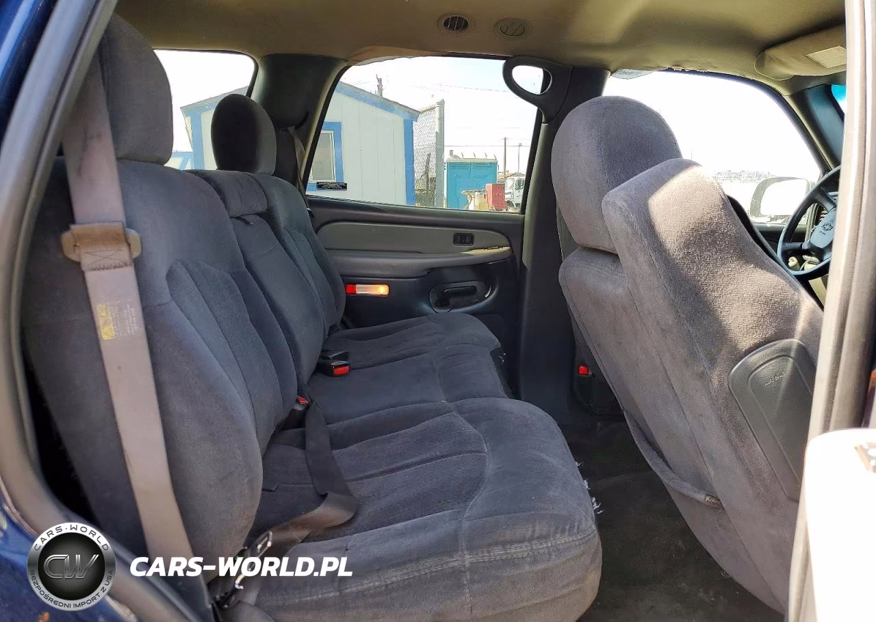 2002 Chevrolet Tahoe C1500 VIN:1GNEC13V32R220149 - 11