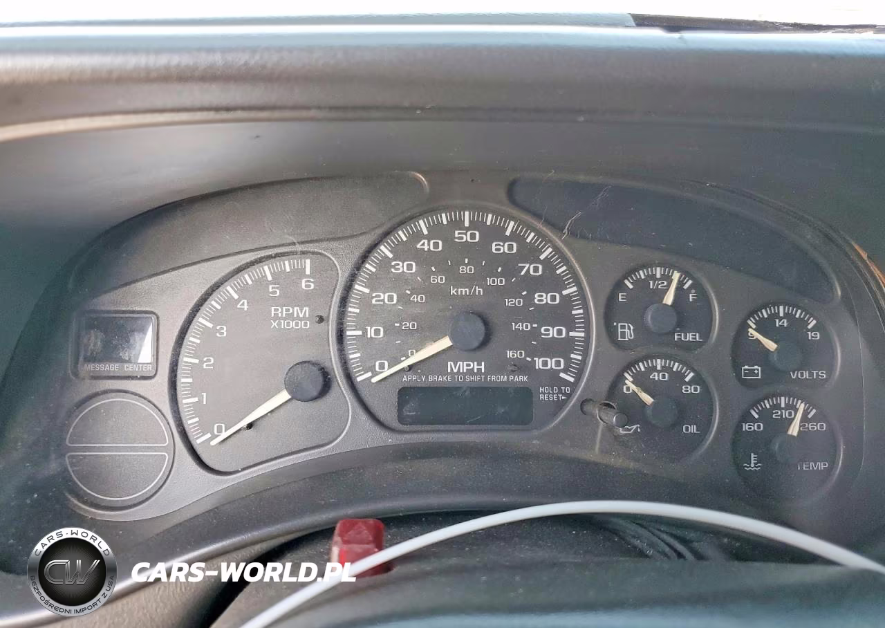 2002 Chevrolet Tahoe C1500 VIN:1GNEC13V32R220149 - 9
