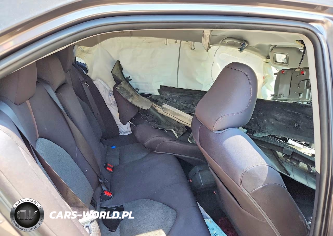 2019 Toyota Camry Le VIN:4T1B11HK8KU805124 - 10