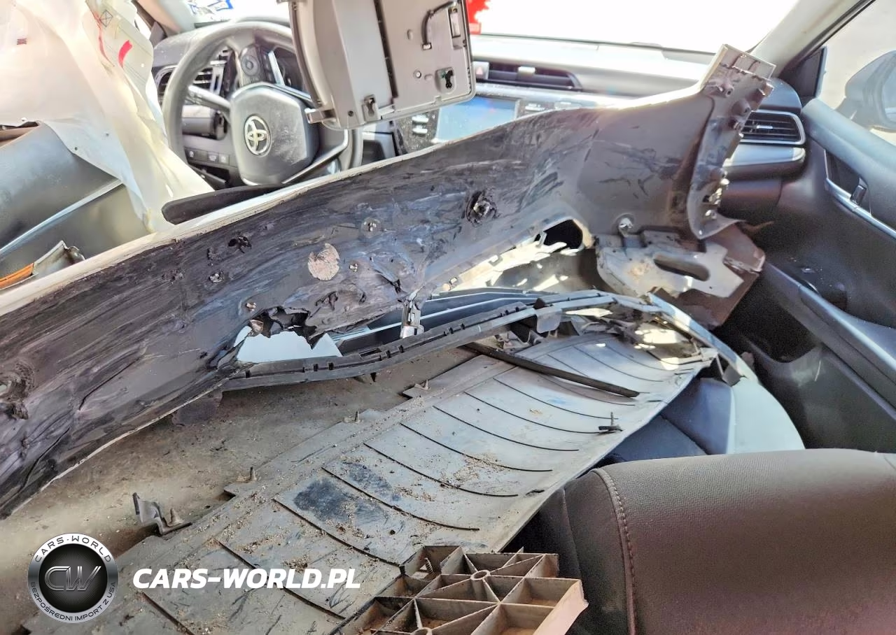 2019 Toyota Camry Le VIN:4T1B11HK8KU805124 - 8