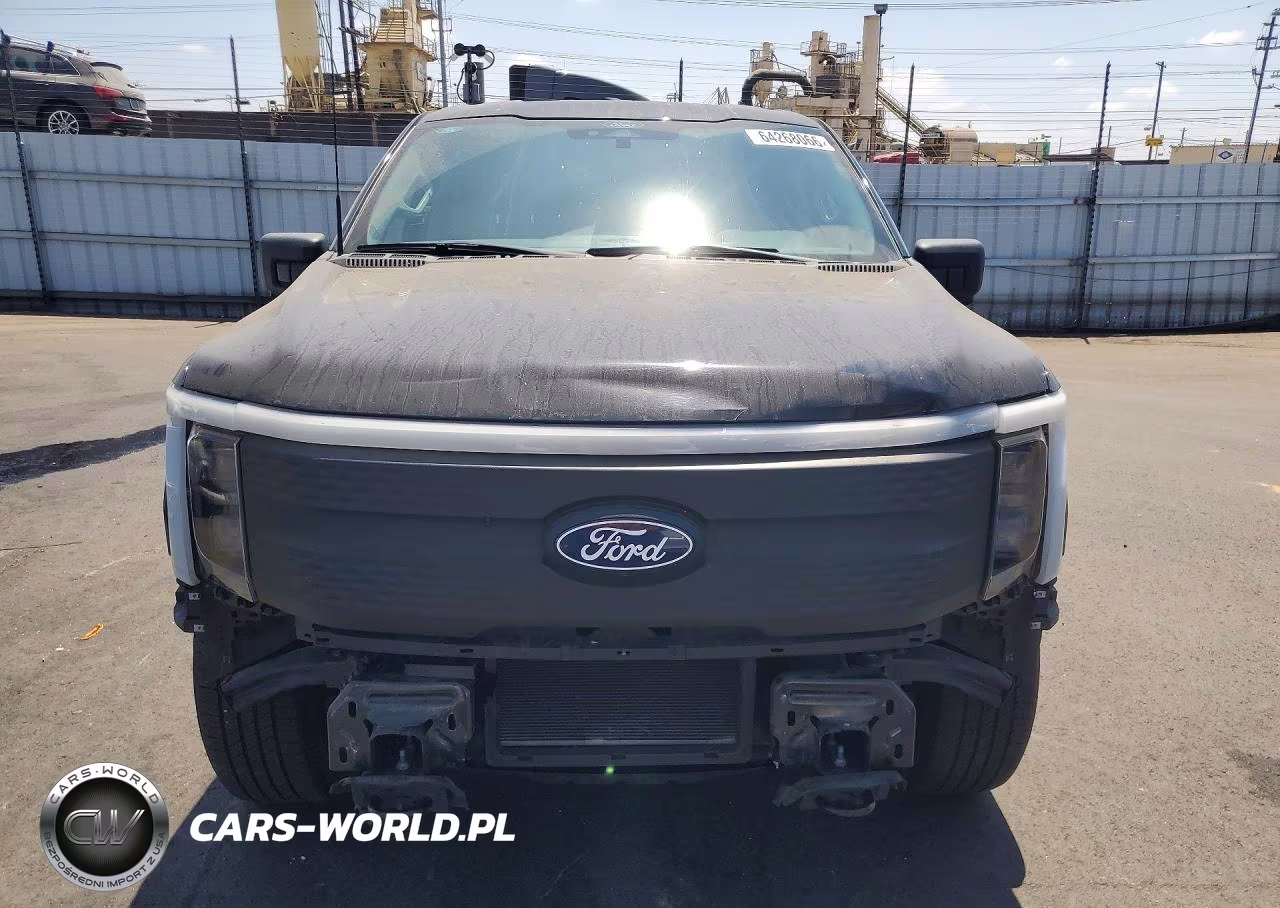 2024 Ford F150 Lightning Xlt VIN:1FTVW3LK6RWG08084 - 5