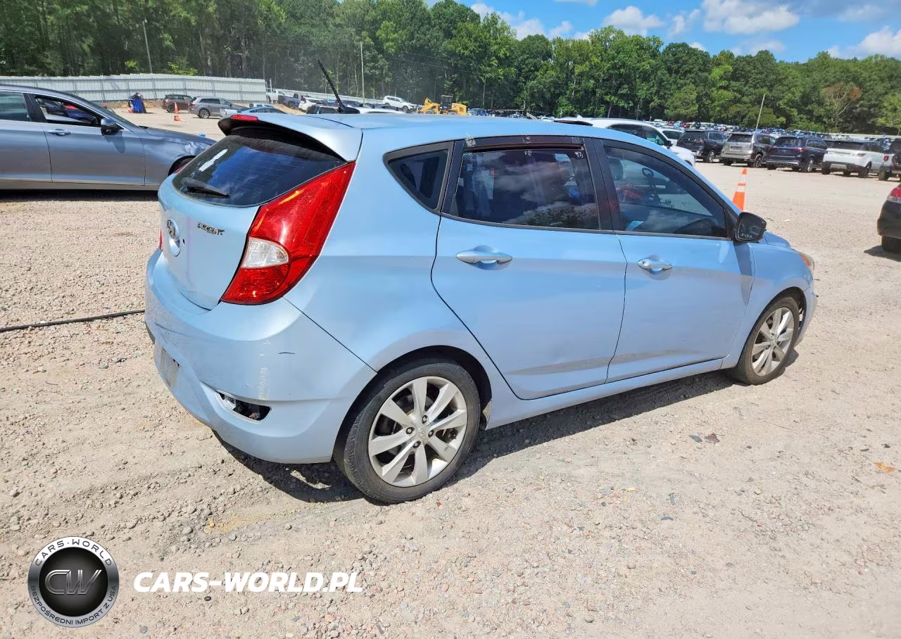 2012 Hyundai Accent Se VIN:KMHCU5AE1CU020582 - 3
