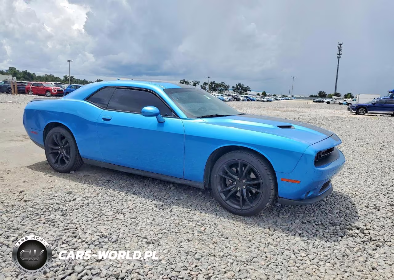 2016 Dodge Challenger Sxt VIN:2C3CDZAG8GH256317 - 4