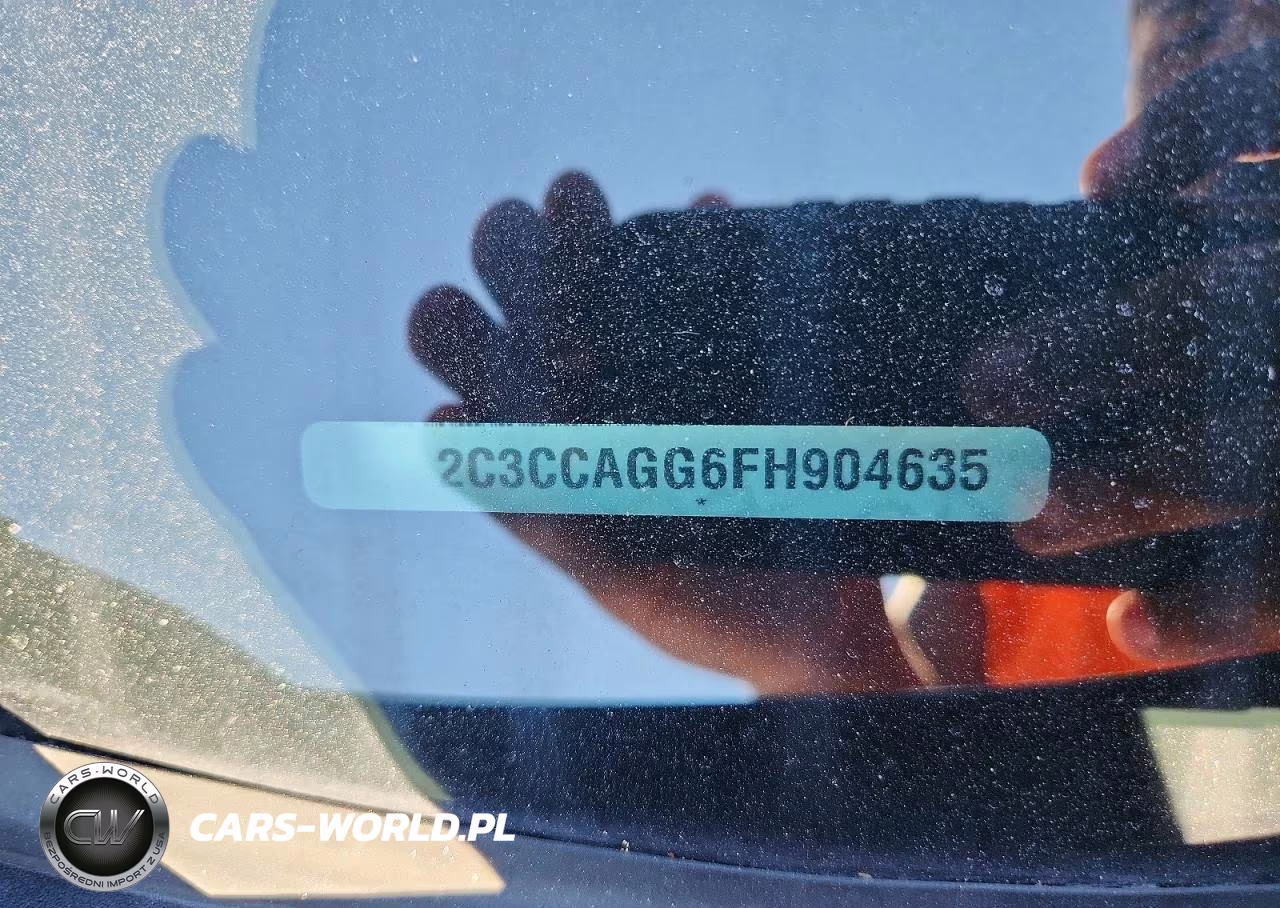 2015 Chrysler 300 S VIN:2C3CCAGG6FH904635 - 12
