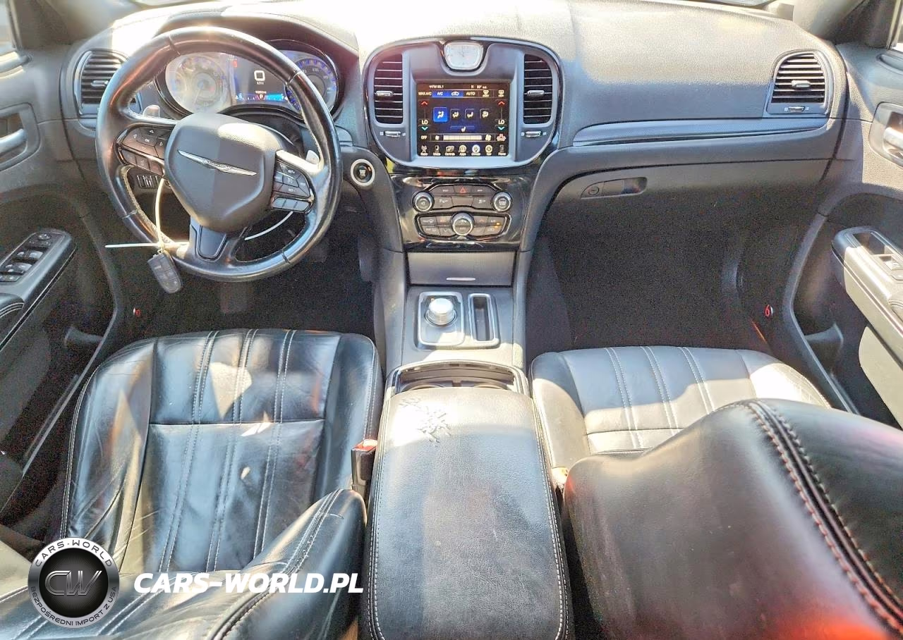 2015 Chrysler 300 S VIN:2C3CCAGG6FH904635 - 8