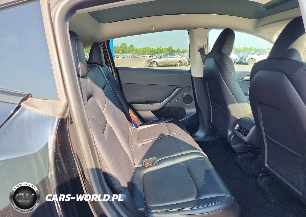 2023 Tesla Model Y VIN:7SAYGAEE5PF696829 - 11