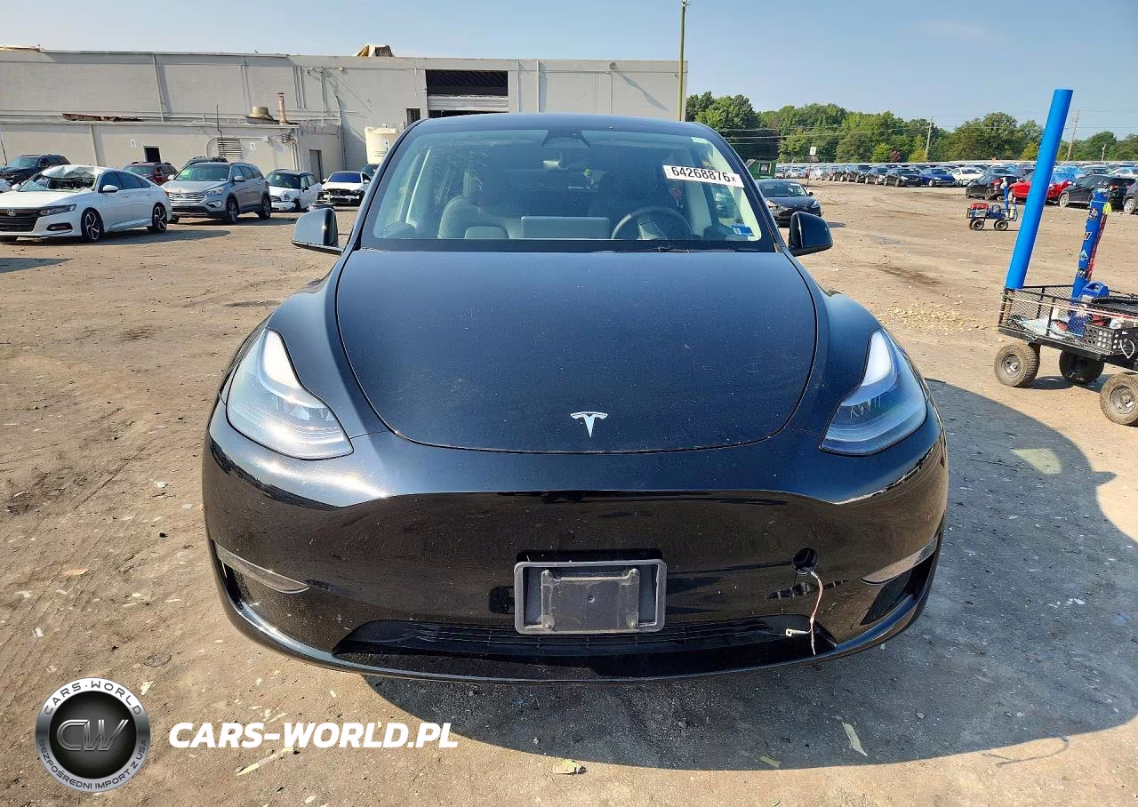 2023 Tesla Model Y VIN:7SAYGAEE5PF696829 - 5
