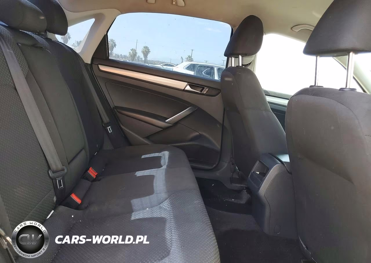 2014 Volkswagen Passat S VIN:1VWAT7A30EC050199 - 10