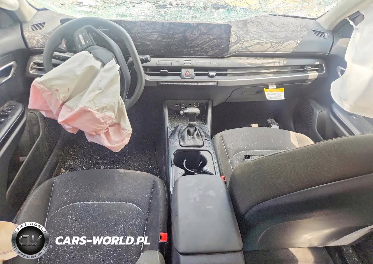 2026 Kia K4 Lx VIN:3KPFT4DE1TE343703 - 8
