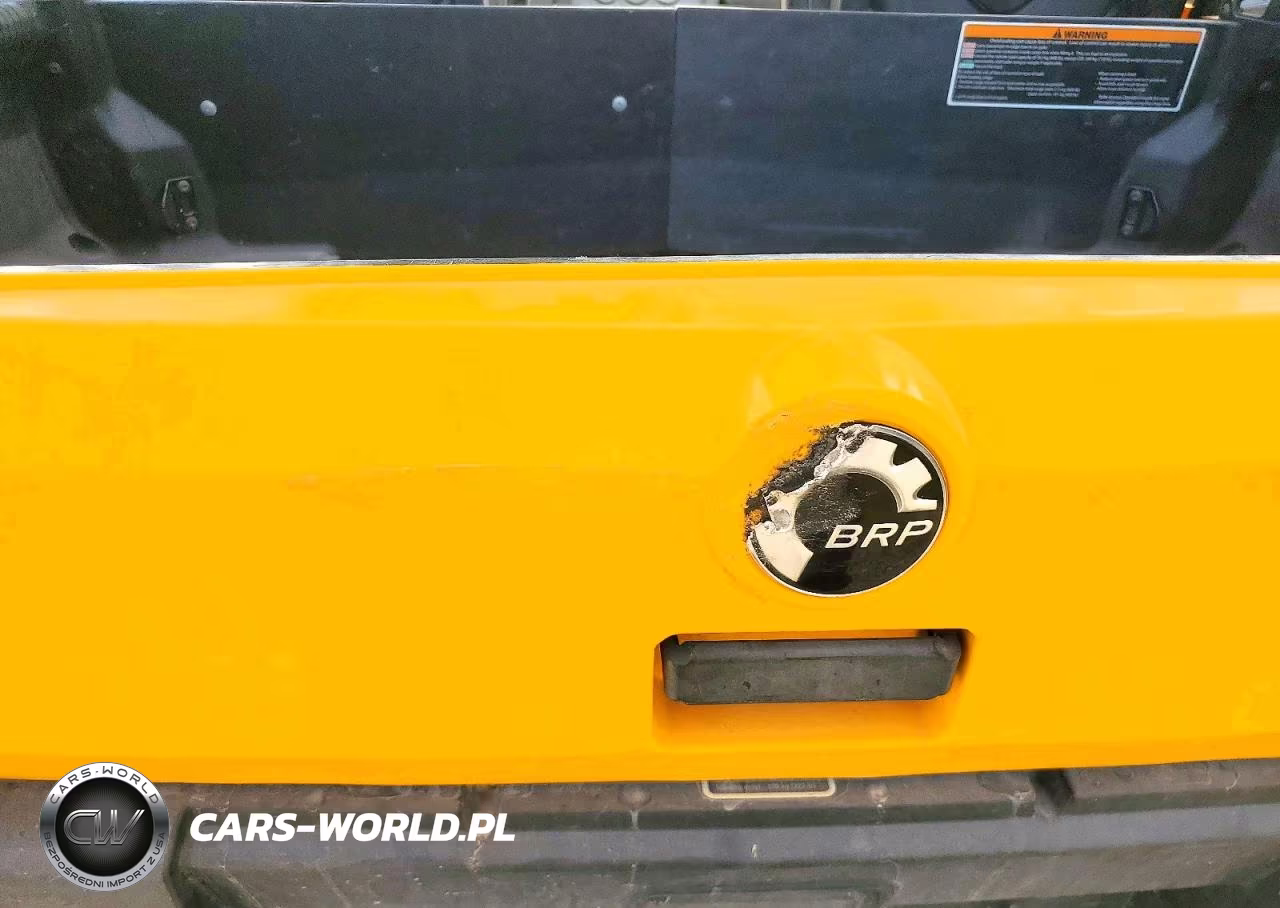 2014 Can-Am Commander 1000 Xt VIN:3JBKKCP11EJ000777 - 9
