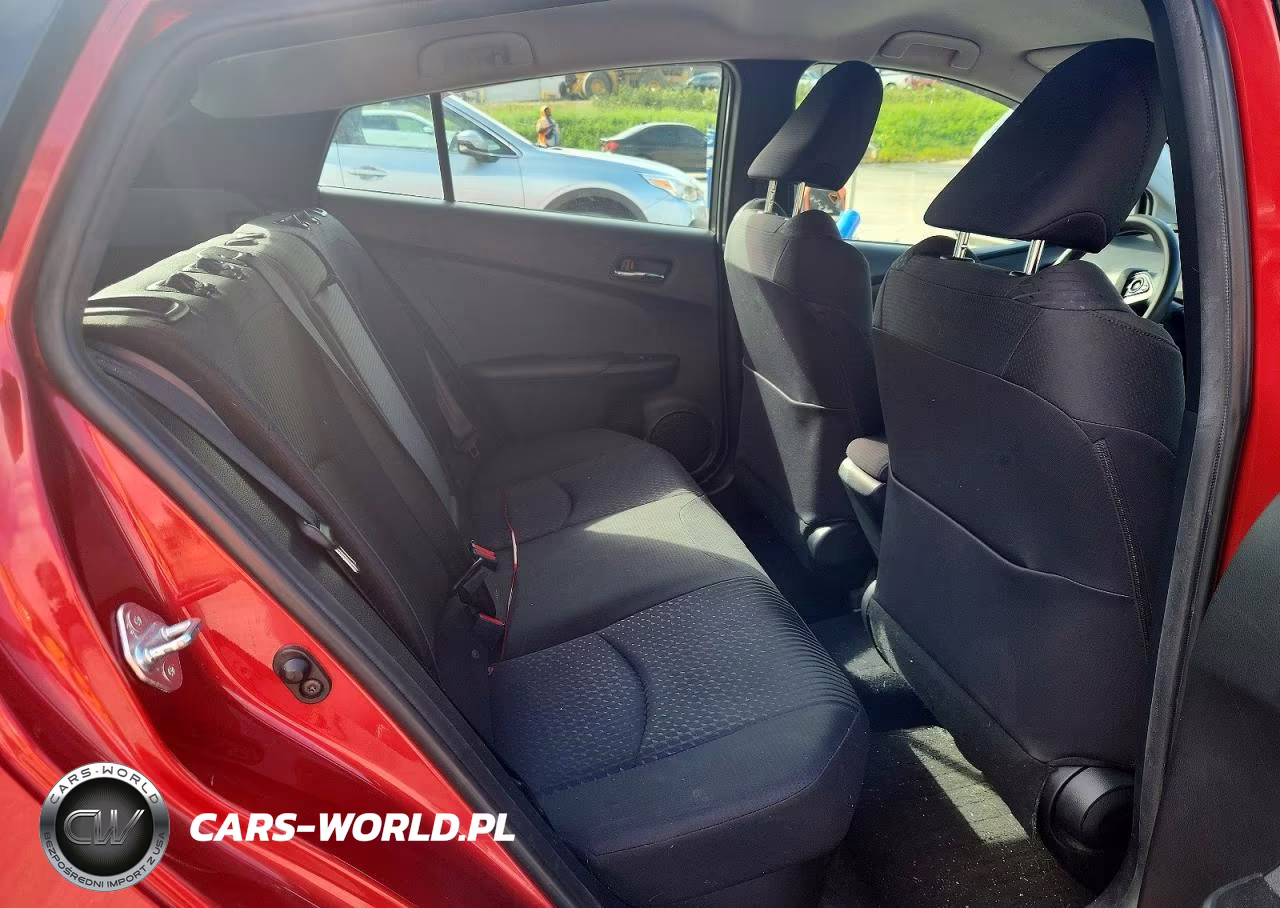2016 Toyota Prius Two VIN:JTDKBRFU0G3501996 - 10