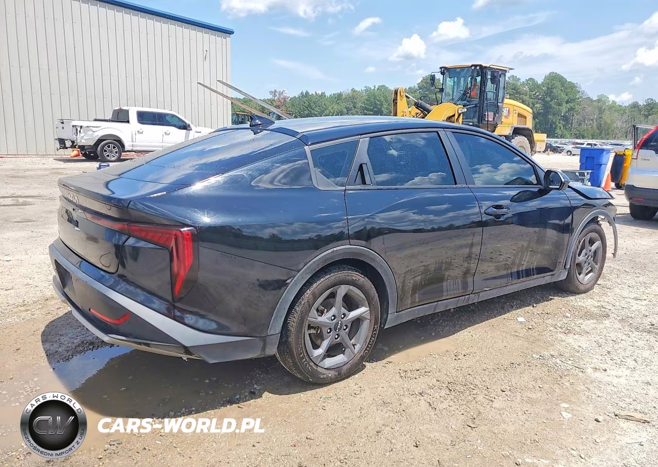 2025 Kia K4 Lxs VIN:3KPFT4DE1SE010965 - 3