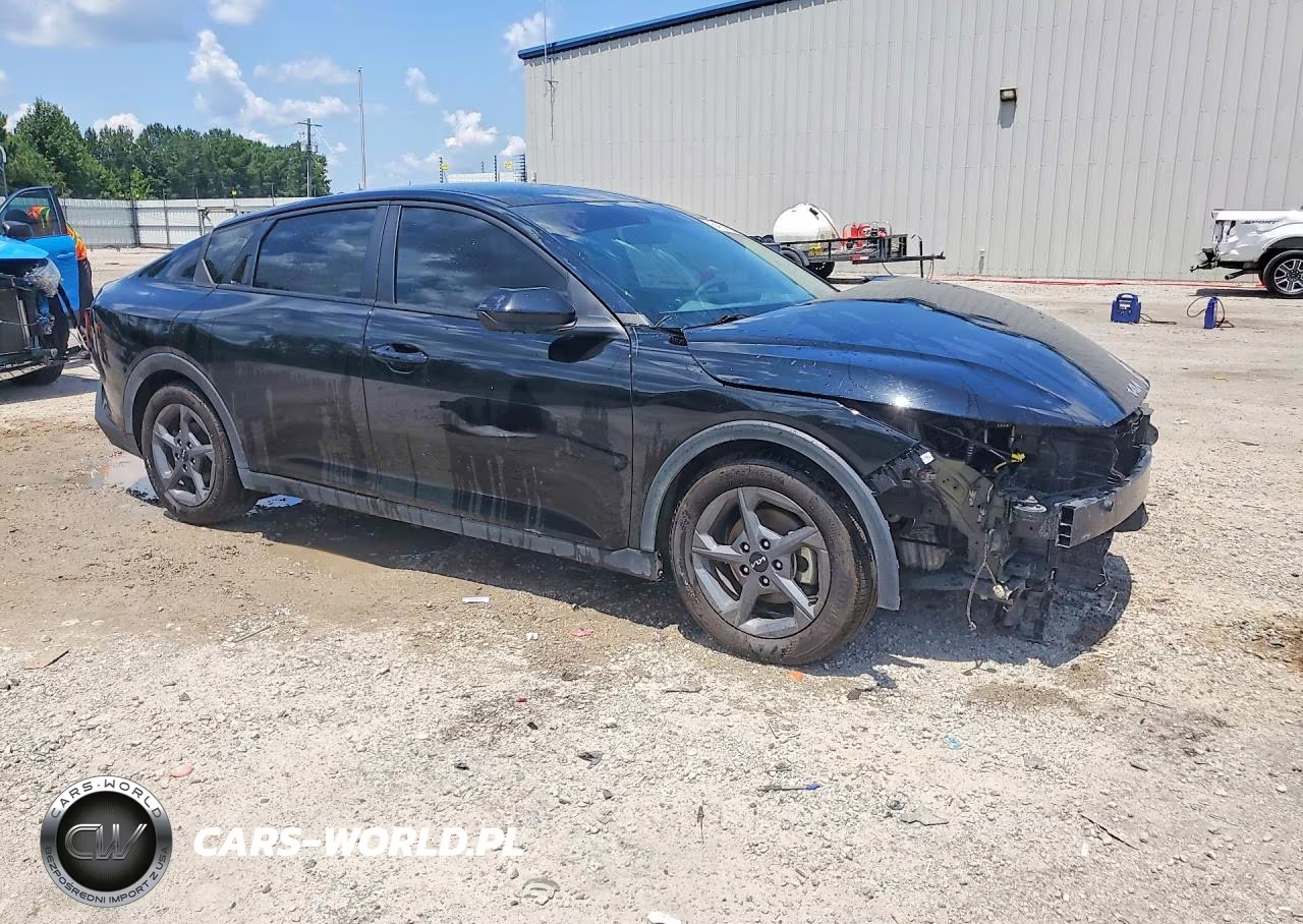 2025 Kia K4 Lxs VIN:3KPFT4DE1SE010965 - 4