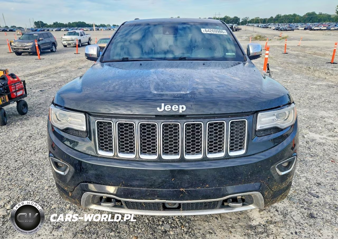 2015 Jeep Grand Cherokee Overland VIN:1C4RJECTXFC769734 - 5