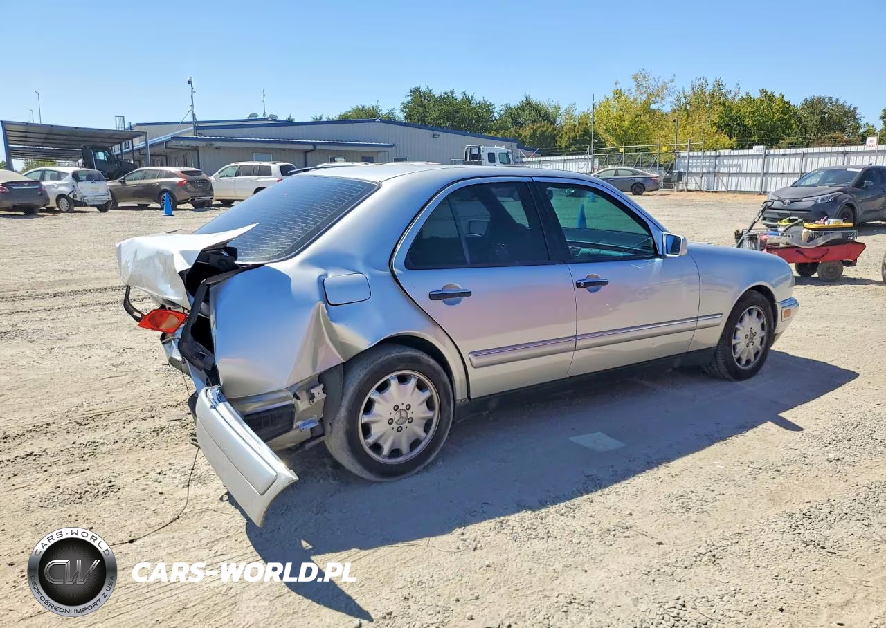 1997 Mercedes-Benz E 320 VIN:WDBJF55F9VA423365 - 3
