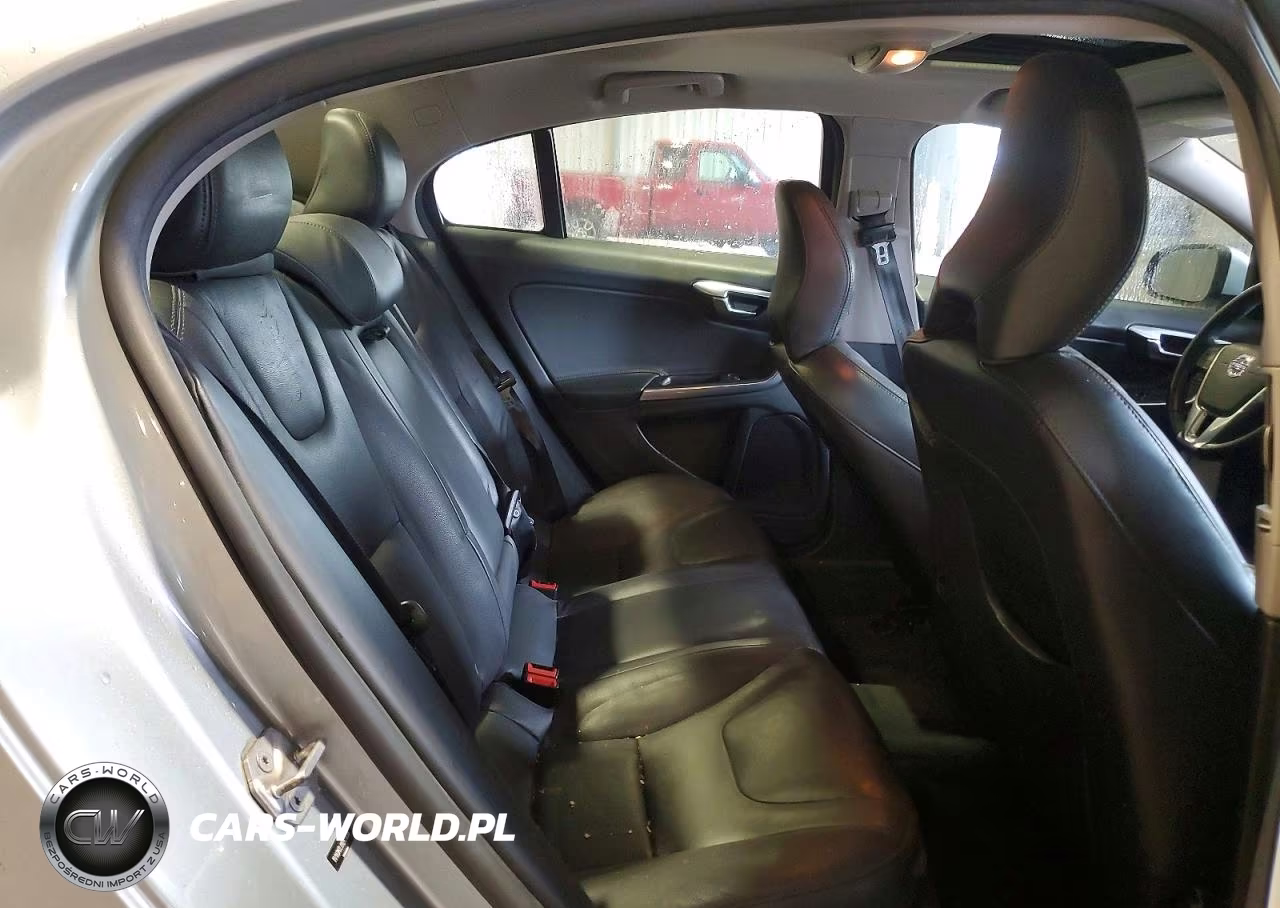 2017 Volvo S60 Dynamic VIN:YV140MTL0H2421239 - 10