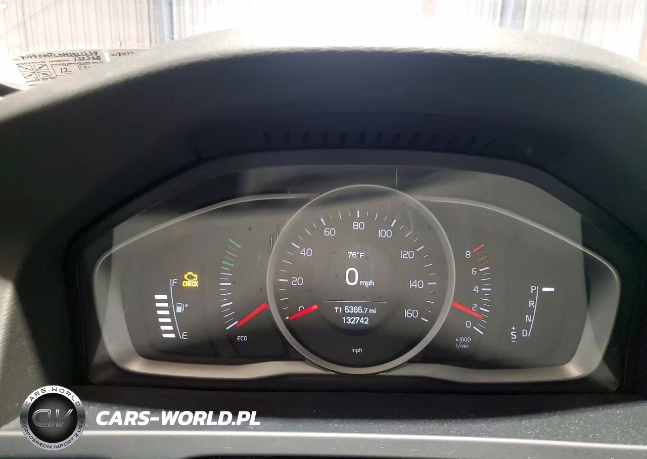 2017 Volvo S60 Dynamic VIN:YV140MTL0H2421239 - 9