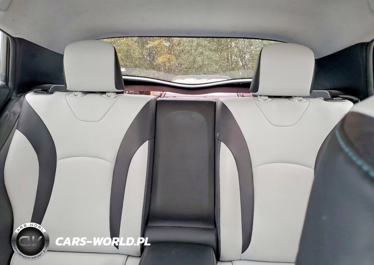 2017 Toyota Prius Prime Premium VIN:JTDKARFP4H3008255 - 10