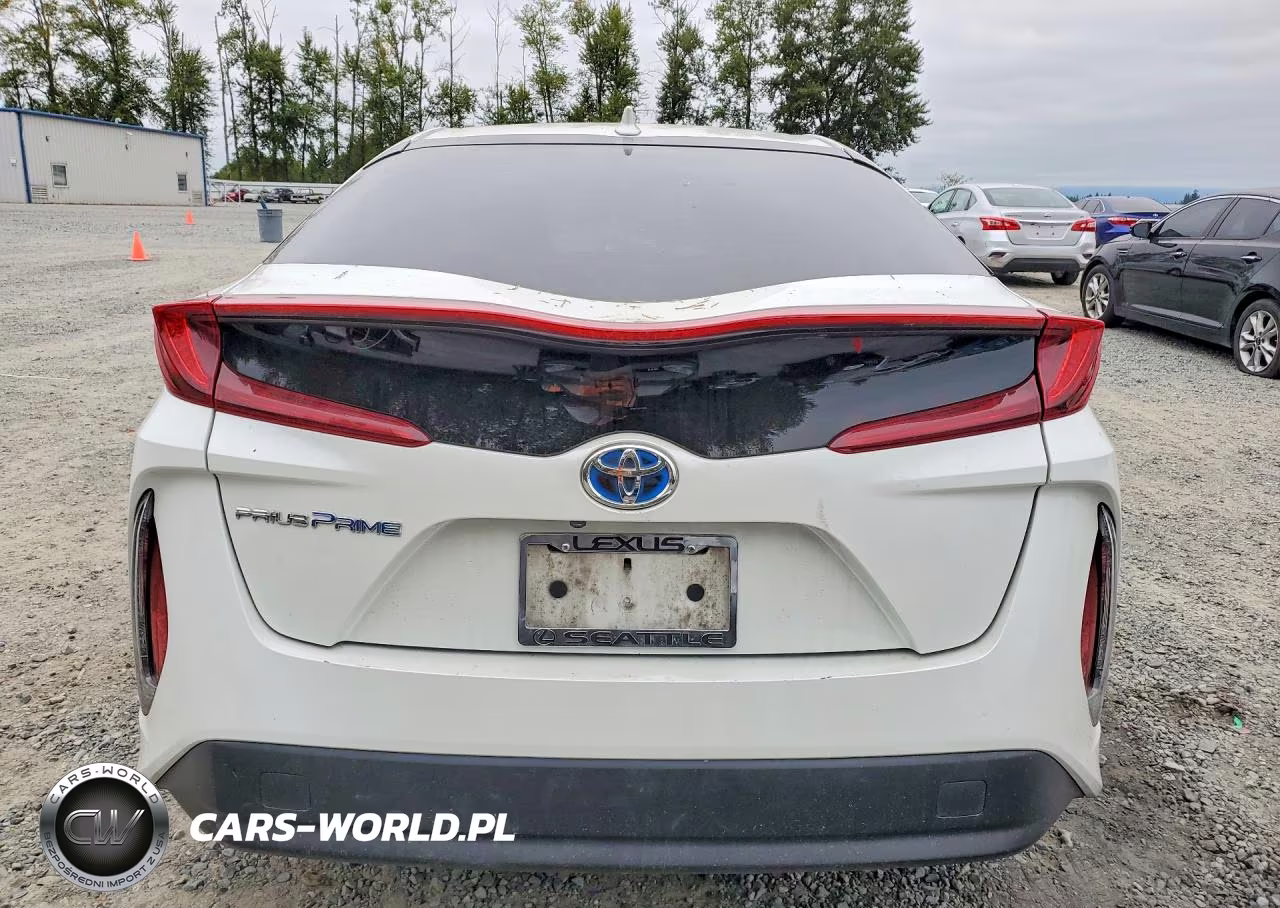 2017 Toyota Prius Prime Premium VIN:JTDKARFP4H3008255 - 6