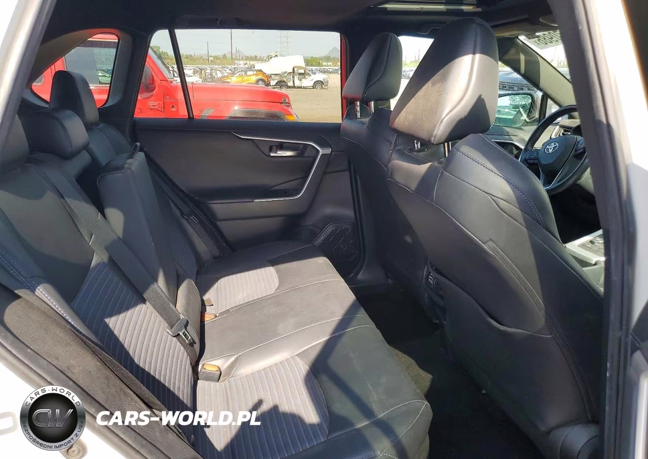 2020 Toyota Rav4 Xse VIN:2T3EWRFV8LW047501 - 10
