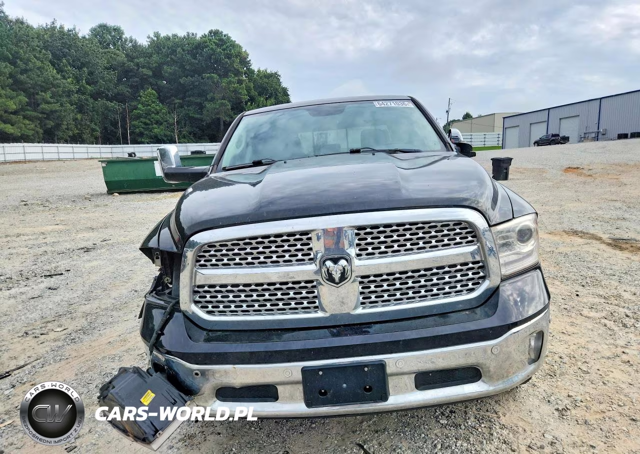 2017 Ram 1500 Laramie VIN:1C6RR7NM8HS877103 - 5