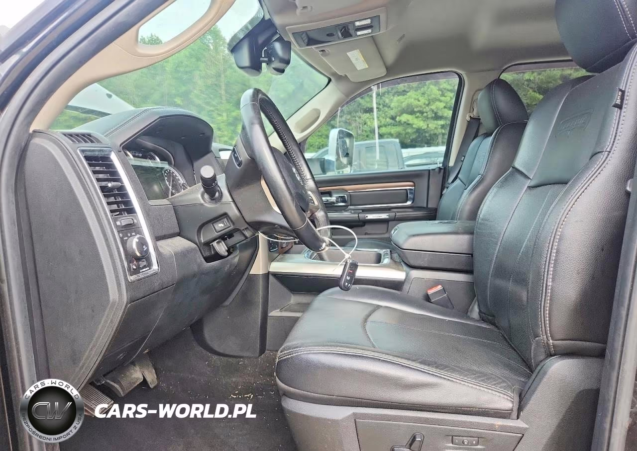 2017 Ram 1500 Laramie VIN:1C6RR7NM8HS877103 - 7
