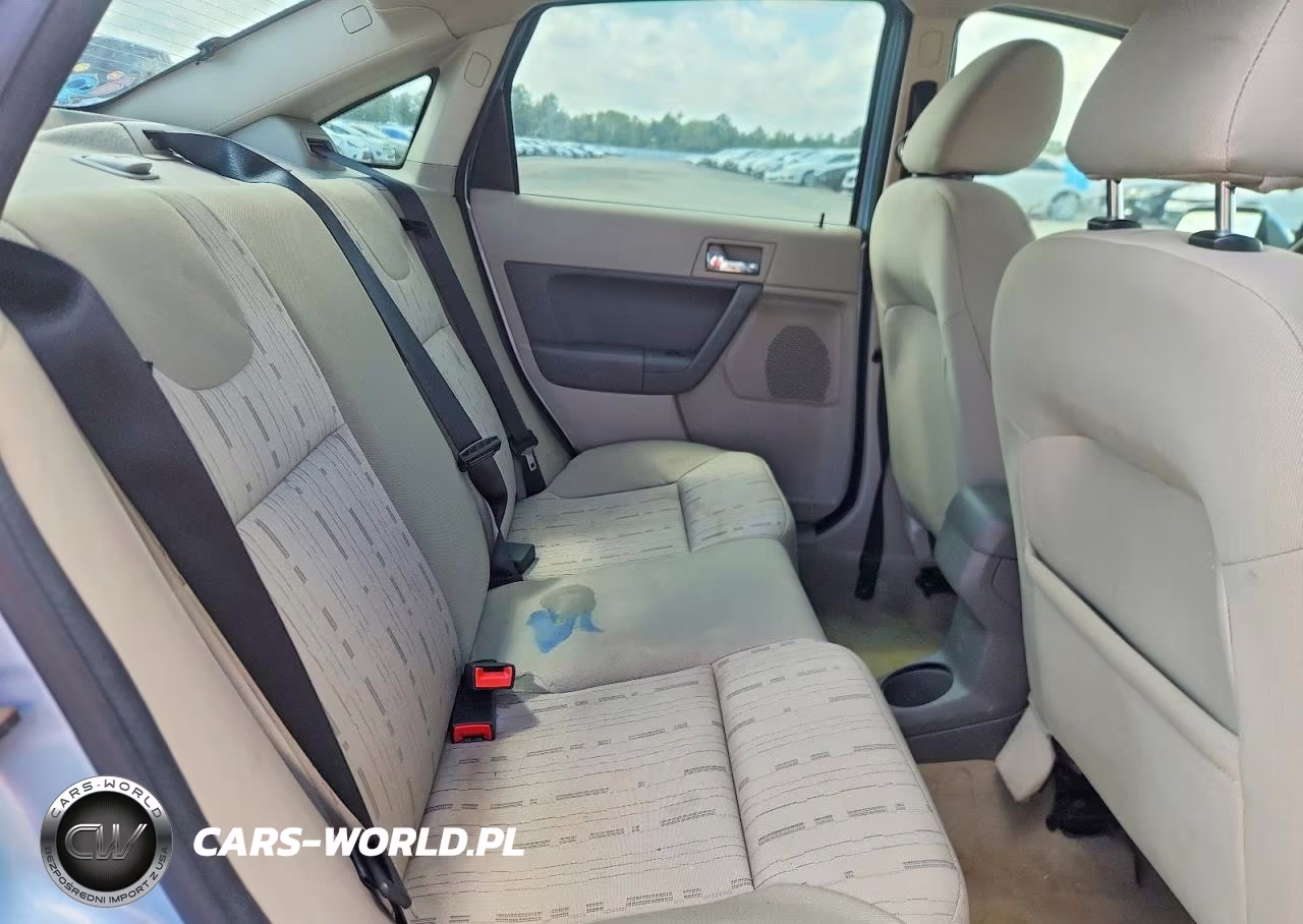 2008 Ford Focus Se VIN:1FAHP35N38W298899 - 10
