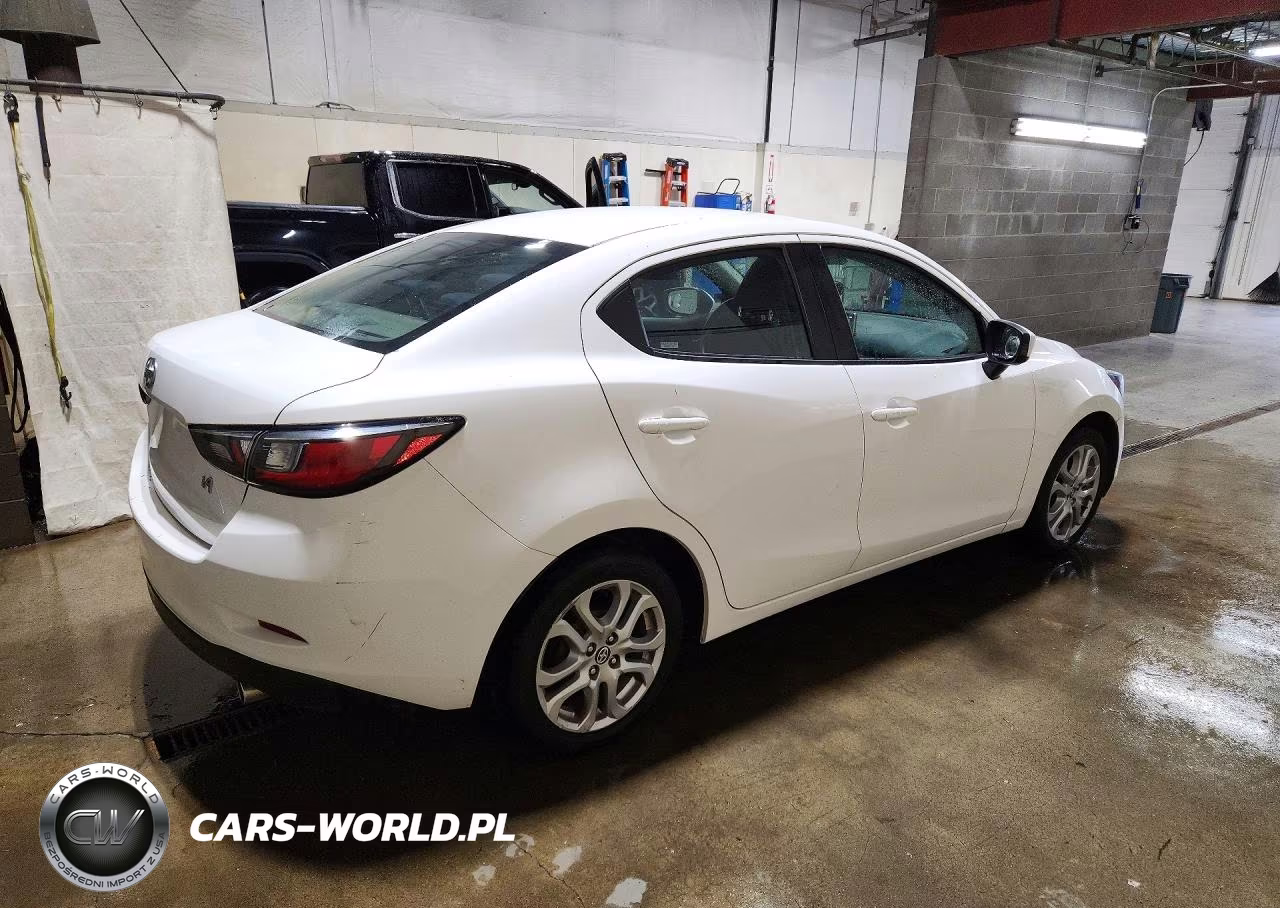 2016 Scion Ia Base VIN:3MYDLBZV8GY135991 - 3