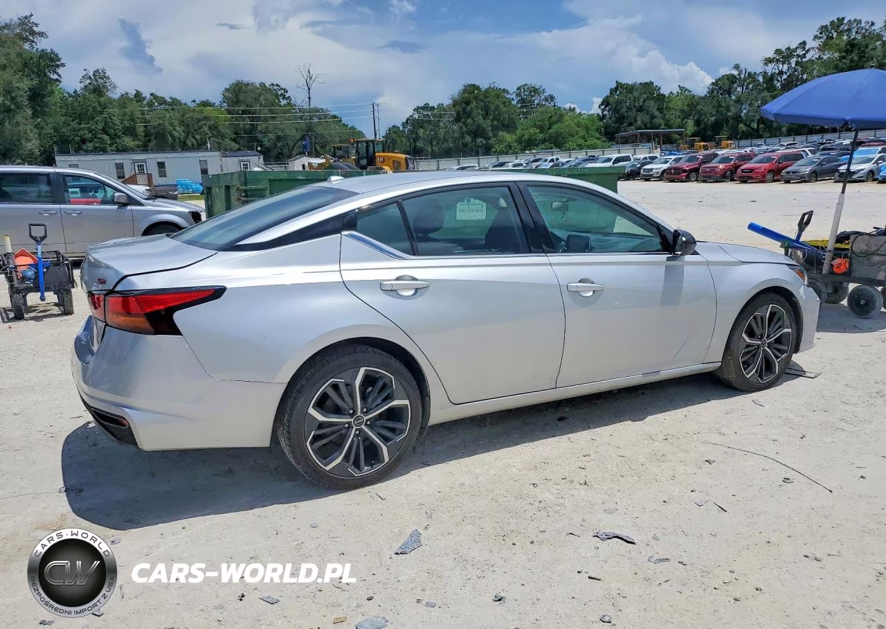 2024 Nissan Altima Sr VIN:1N4BL4CV2RN370533 - 3