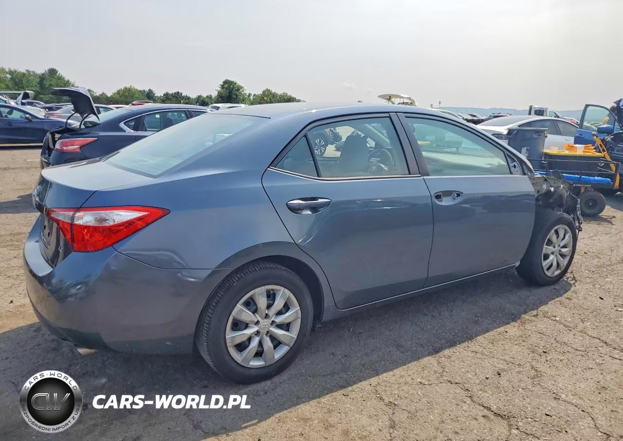 2014 Toyota Corolla Le VIN:2T1BURHE9EC195823 - 3