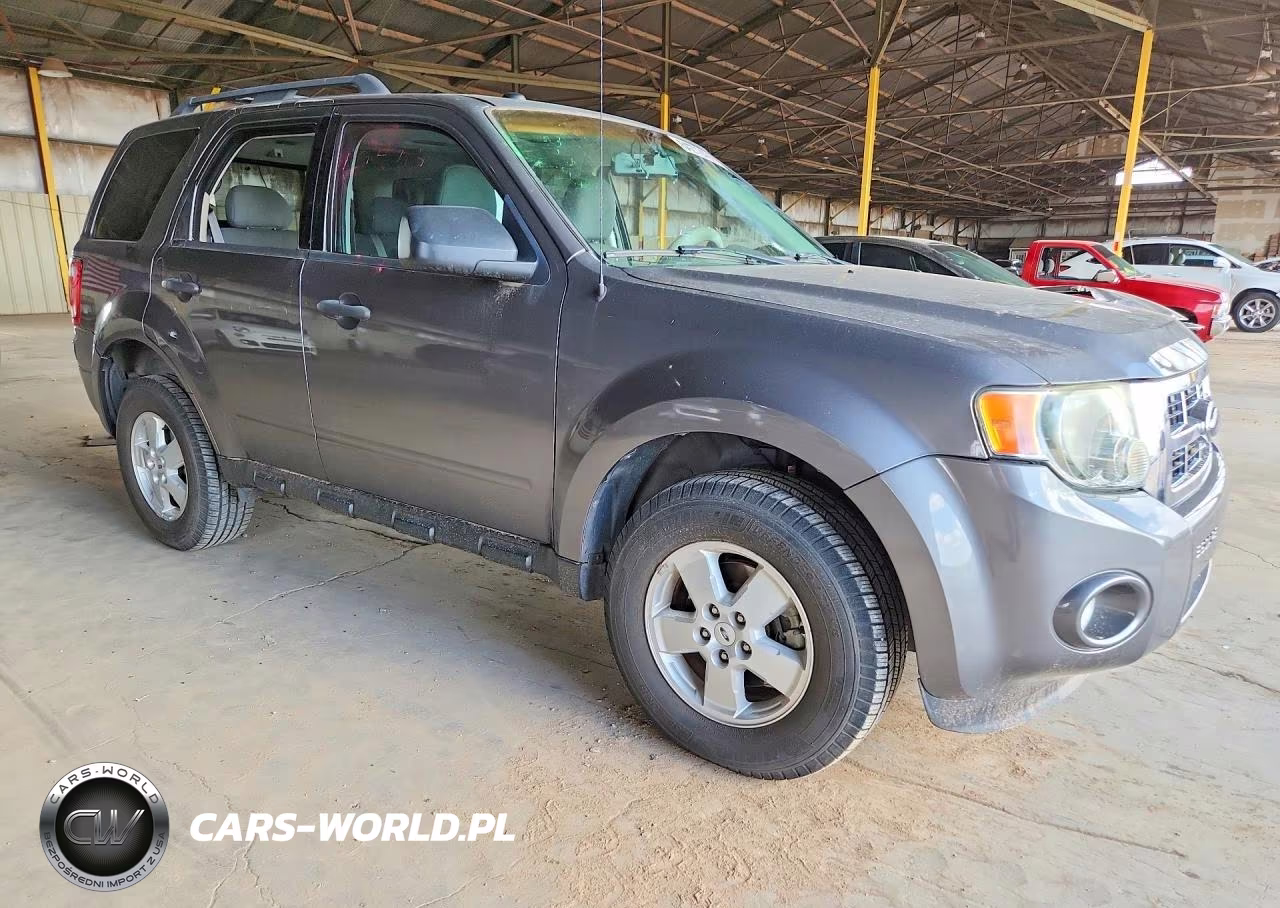 2009 Ford Escape Xlt VIN:1FMCU03749KA08724 - 4