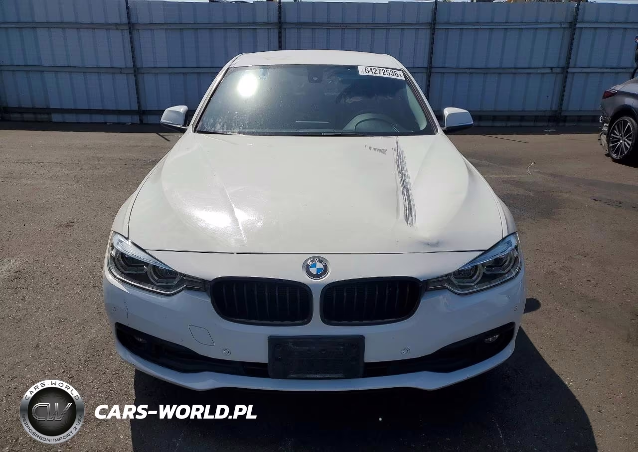 2018 BMW 320 I VIN:WBA8A9C50JAH14105 - 5