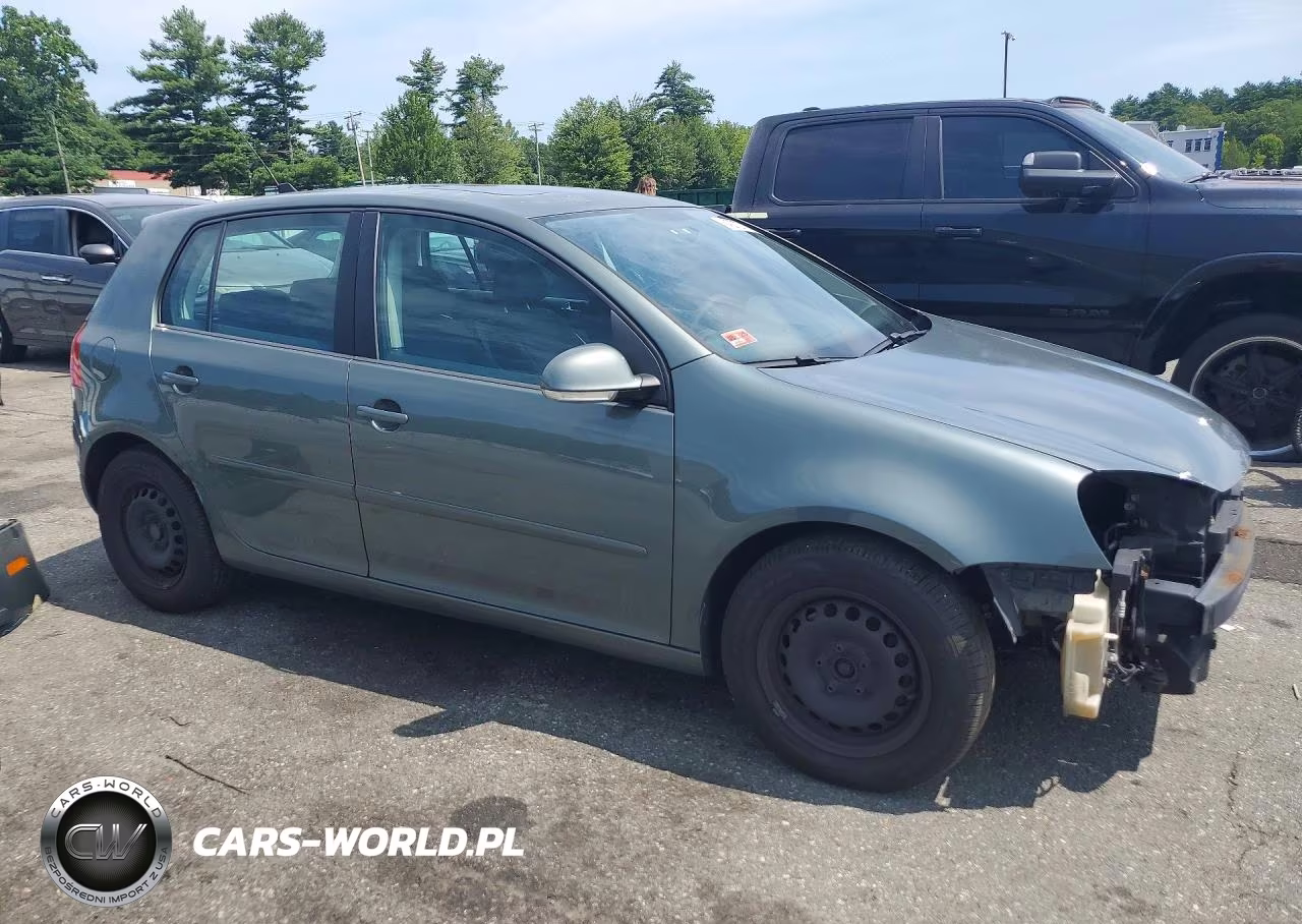 2008 Volkswagen Rabbit VIN:WVWDA71KX8W113146 - 4