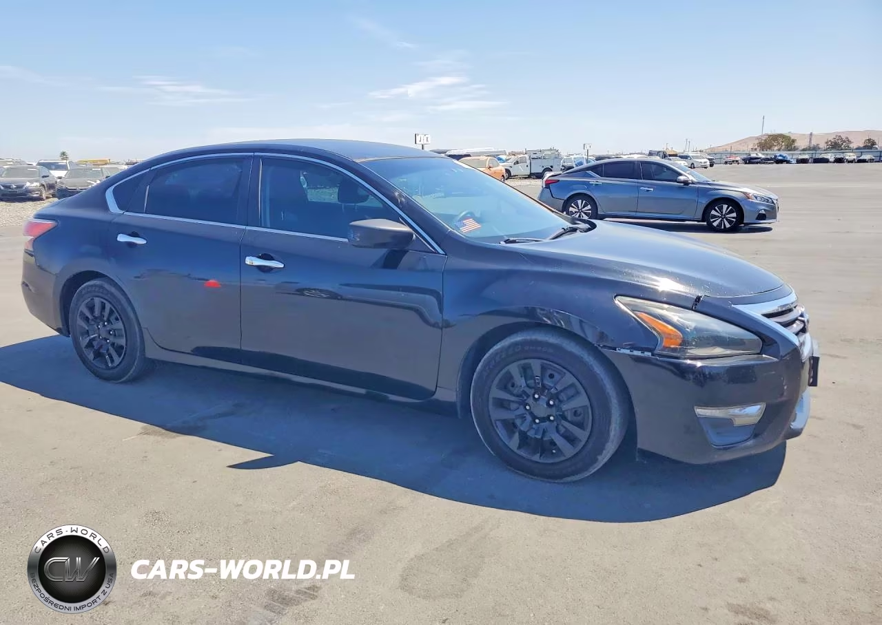 2015 Nissan Altima 2.5 S VIN:1N4AL3AP6FN349772 - 4