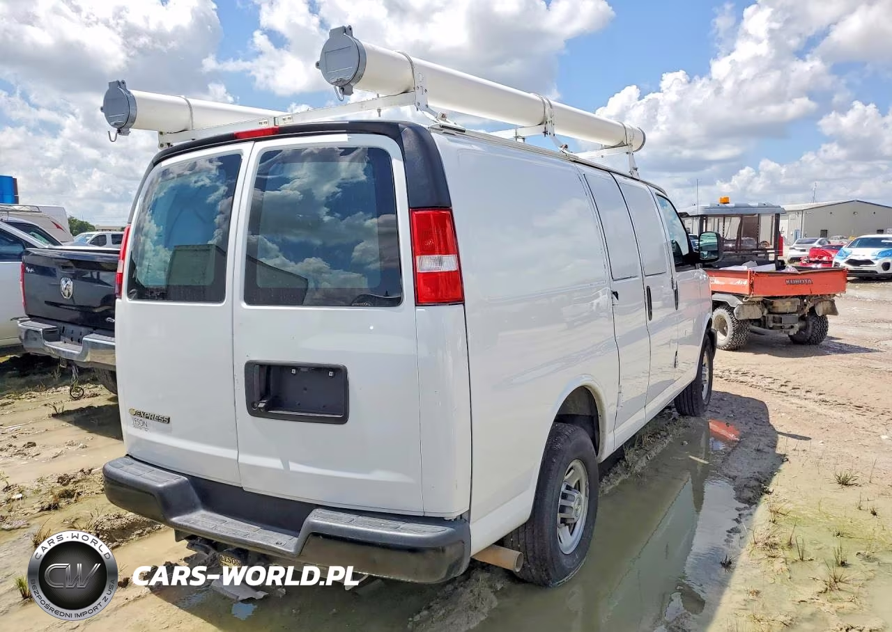 2022 Chevrolet Express G2500 VIN:1GCWGAFP8N1282793 - 3