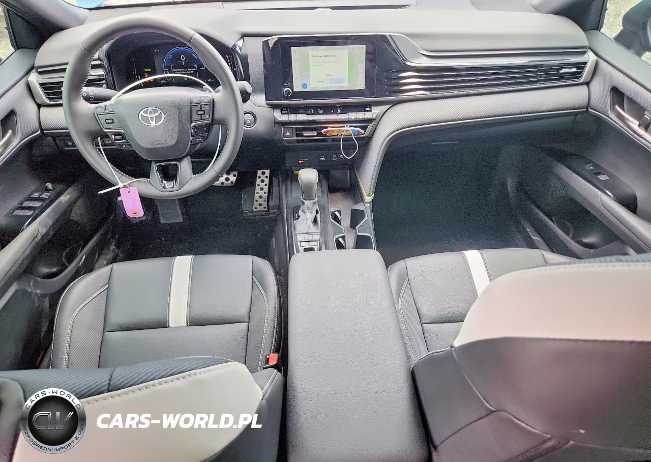 2025 Toyota Camry Se VIN:4T1DAACKXSU623568 - 8