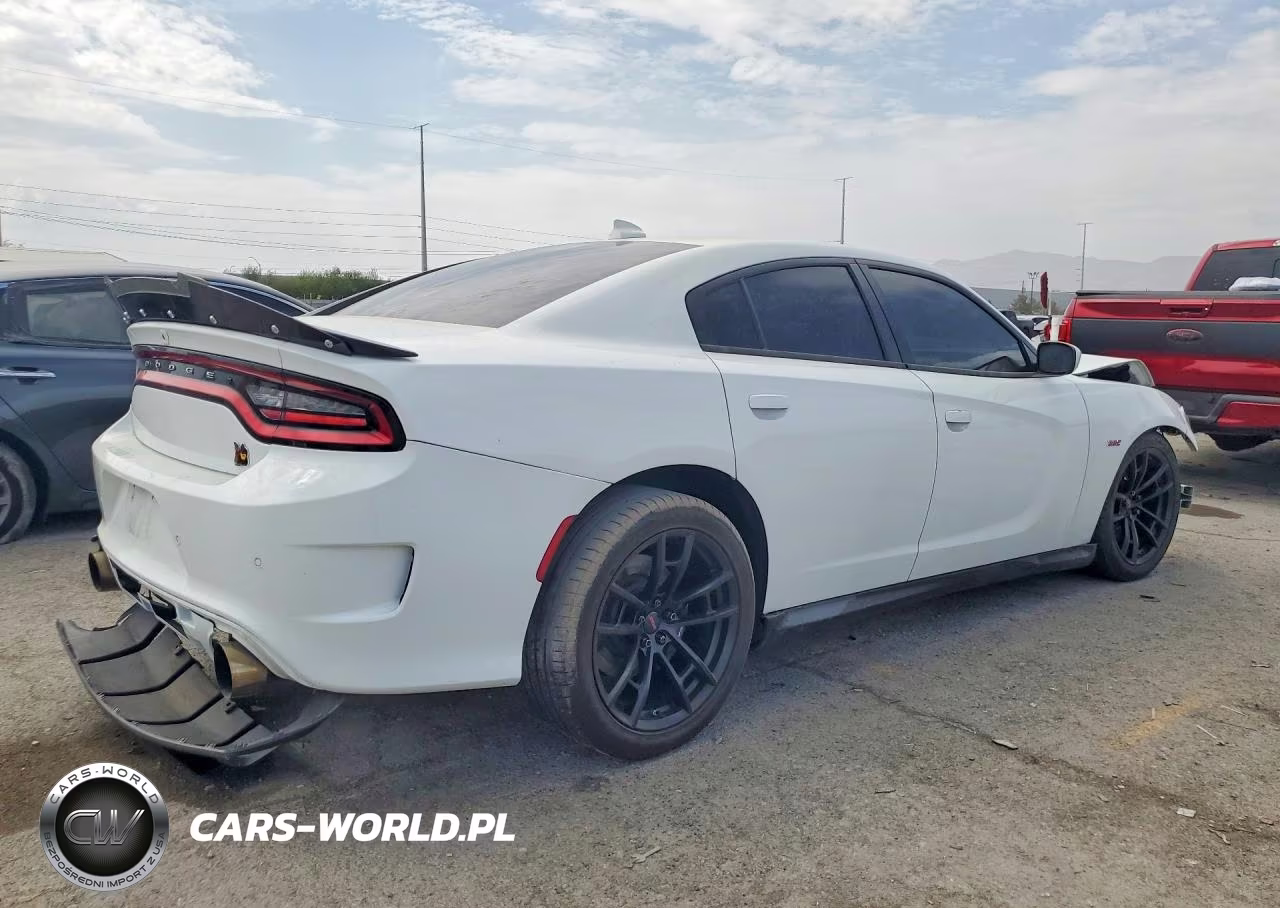 2022 Dodge Charger Scat Pack VIN:2C3CDXGJ2NH102433 - 3