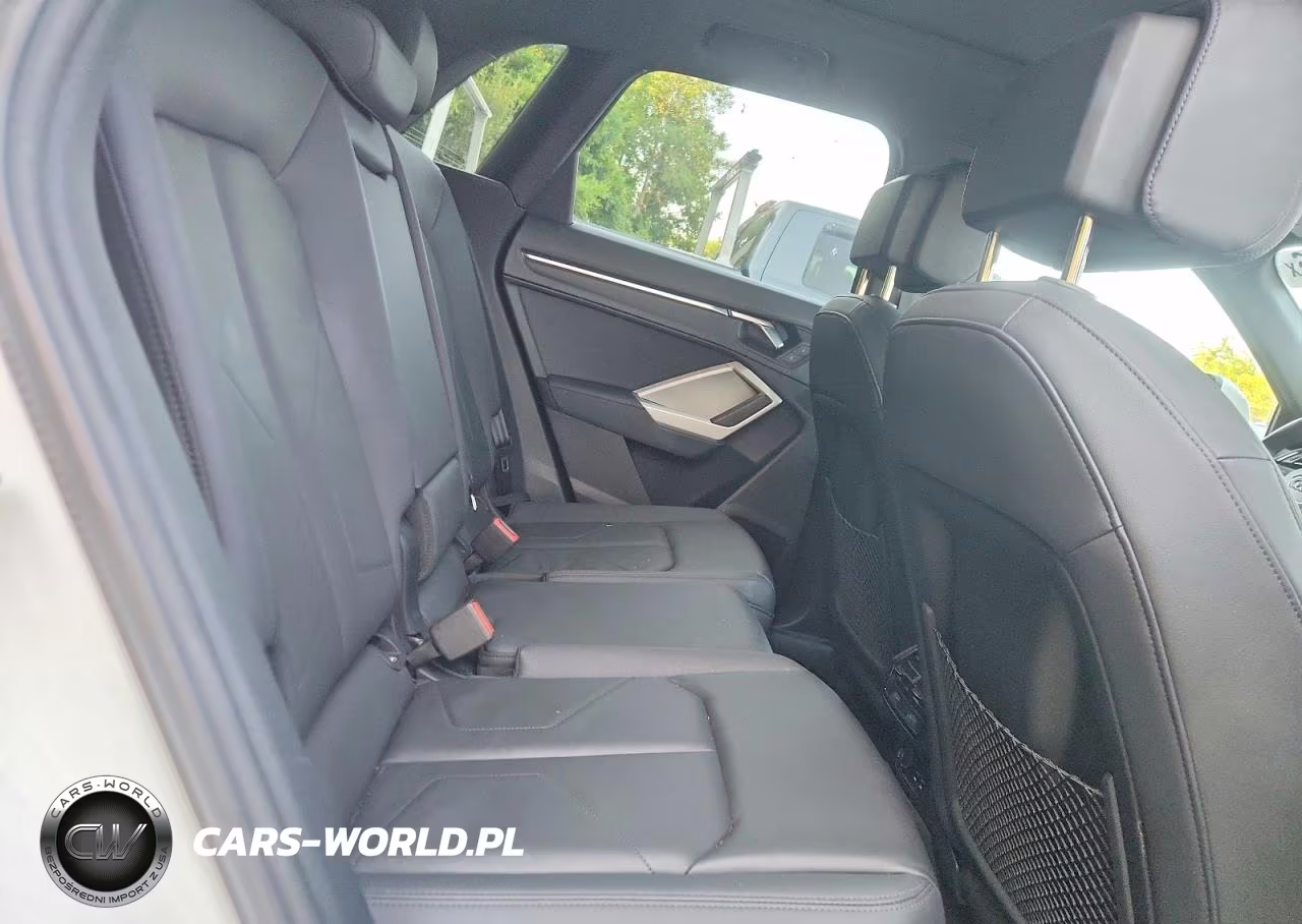 2023 Audi Q3 Premium S Line 45 VIN:WA1DECF36P1069344 - 11