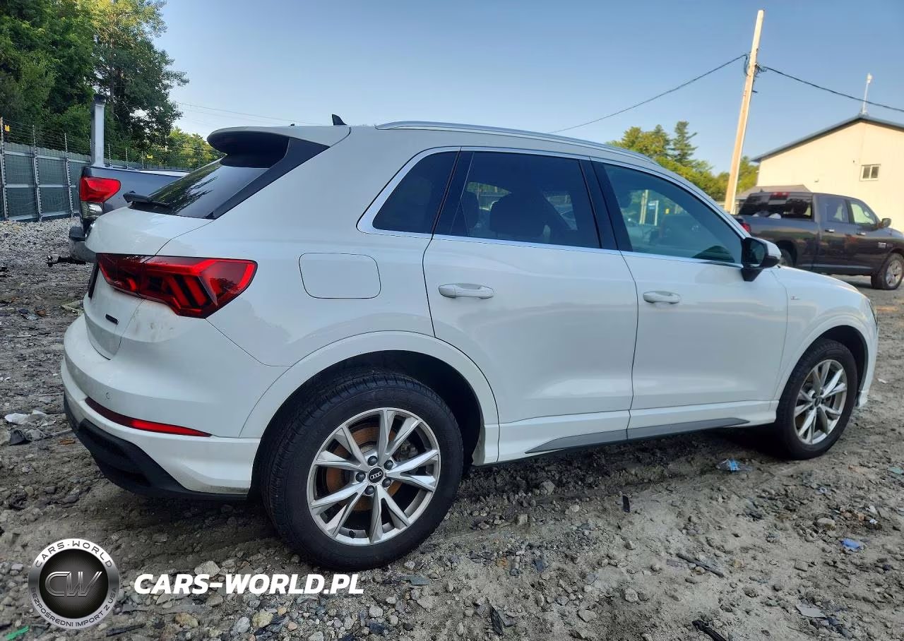 2023 Audi Q3 Premium S Line 45 VIN:WA1DECF36P1069344 - 3