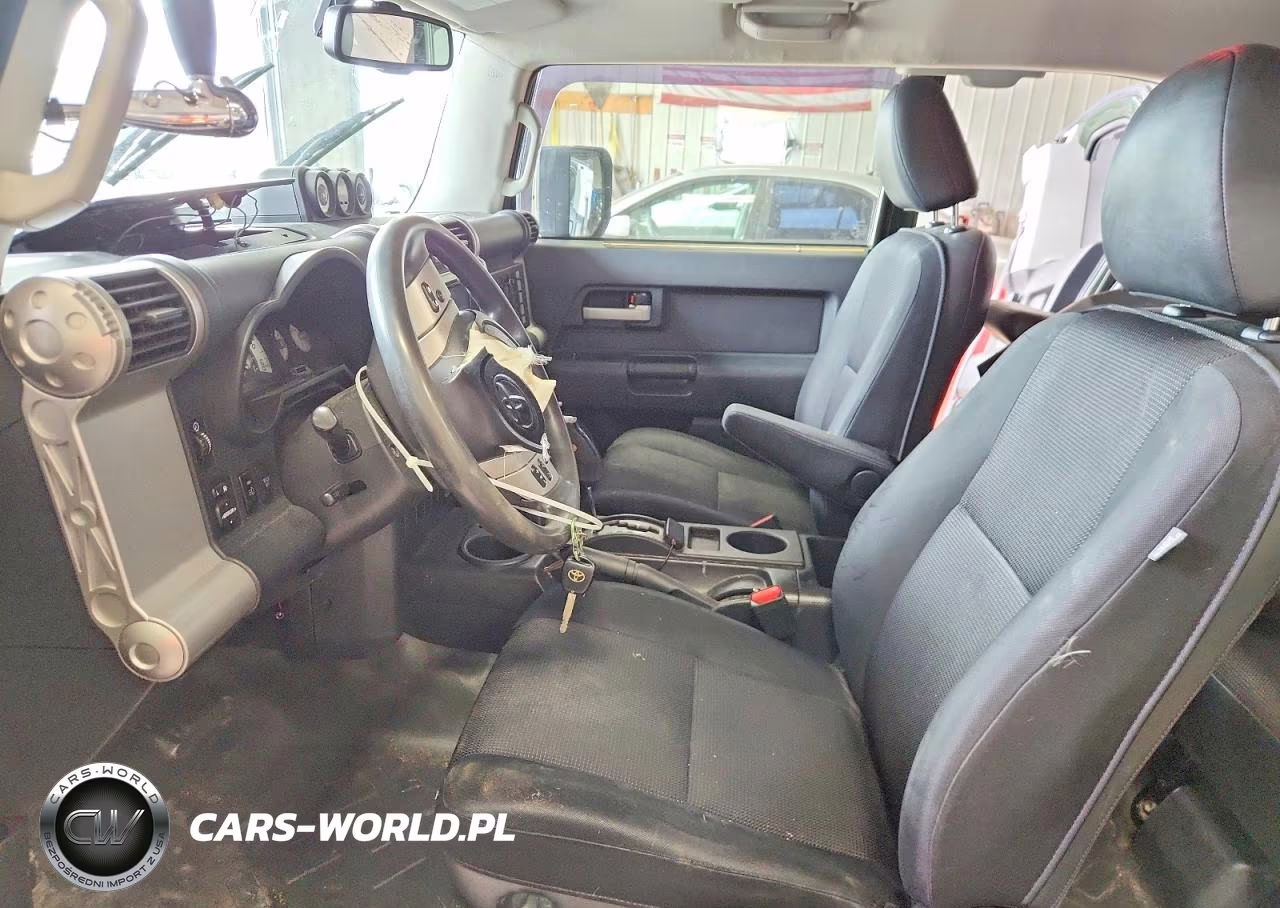 2012 Toyota Fj Cruiser Base VIN:JTEBU4BF5CK128602 - 7