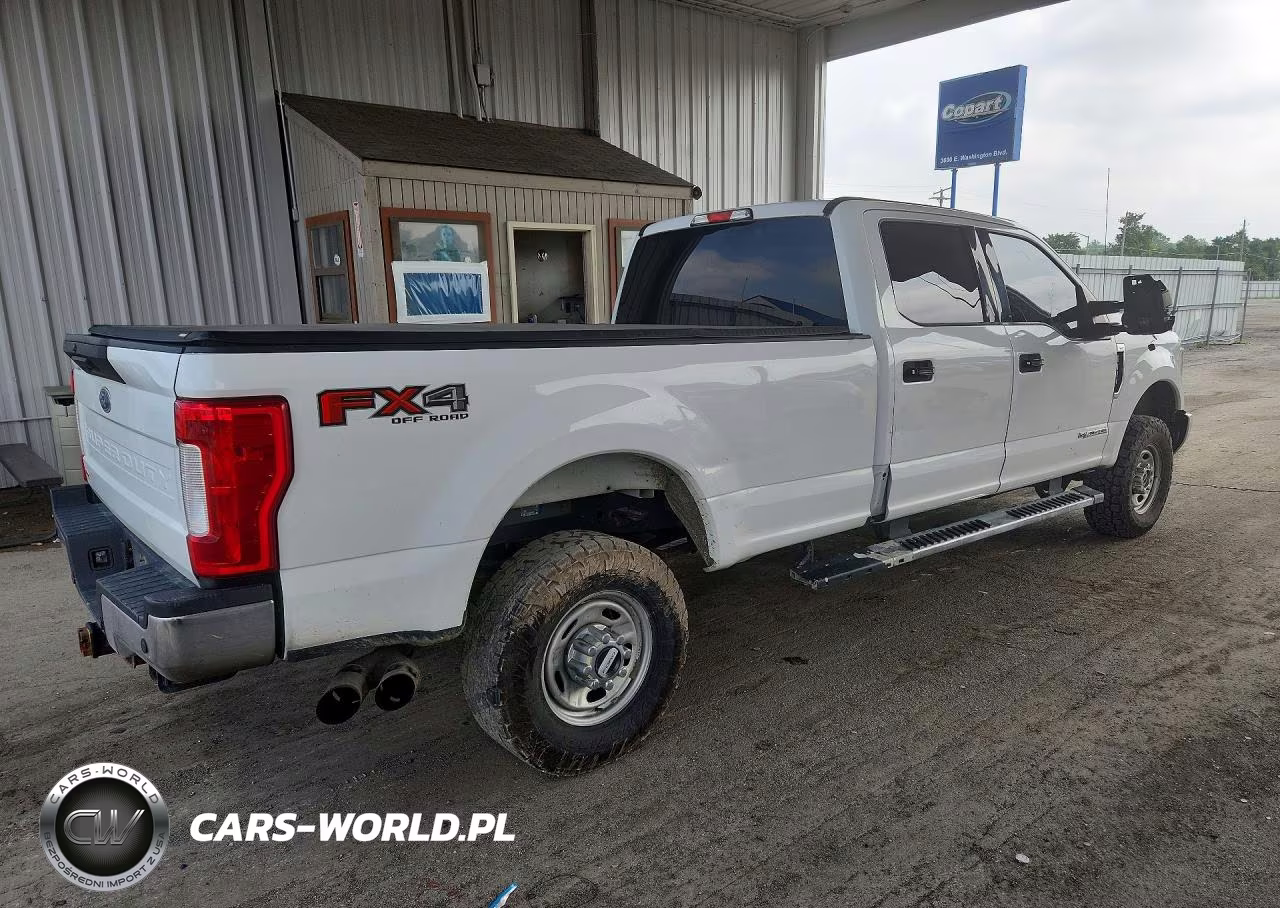 2018 Ford F350 Super Duty VIN:1FT8W3BT2JEC55294 - 3