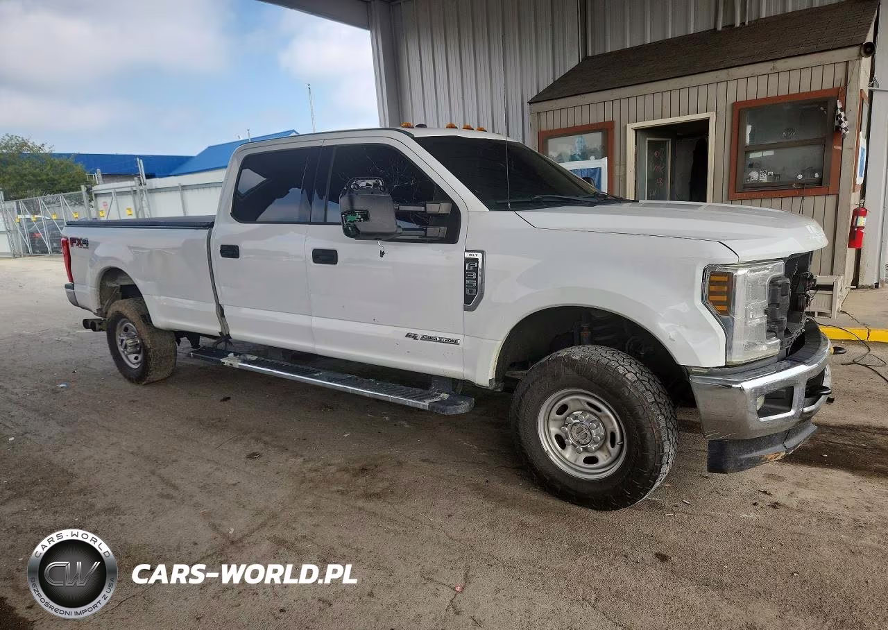 2018 Ford F350 Super Duty VIN:1FT8W3BT2JEC55294 - 4