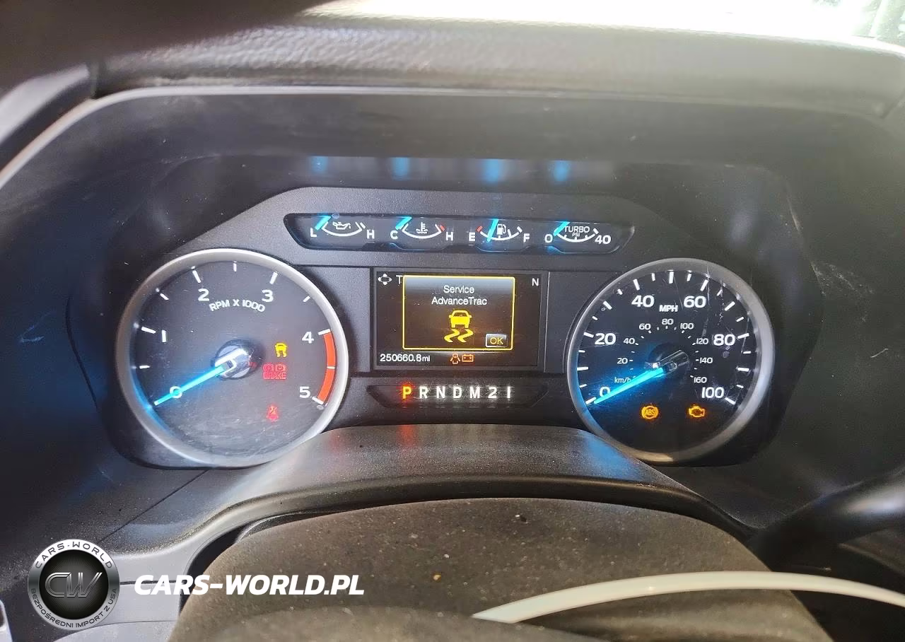 2018 Ford F350 Super Duty VIN:1FT8W3BT2JEC55294 - 9